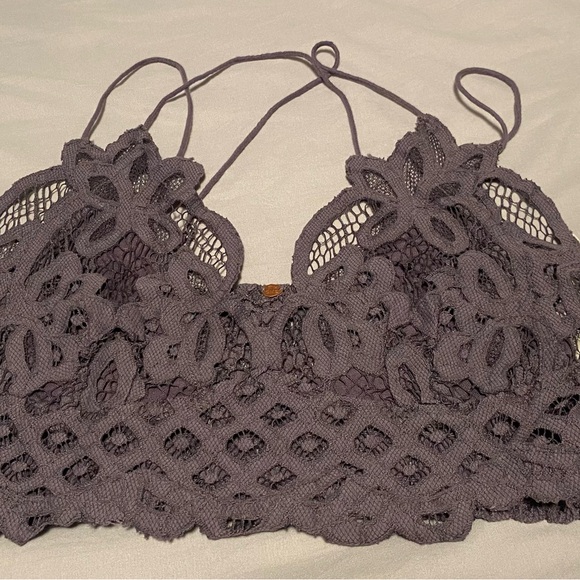 Free People beautiful Dark Grey Bralette Size M - Picture 2 of 4